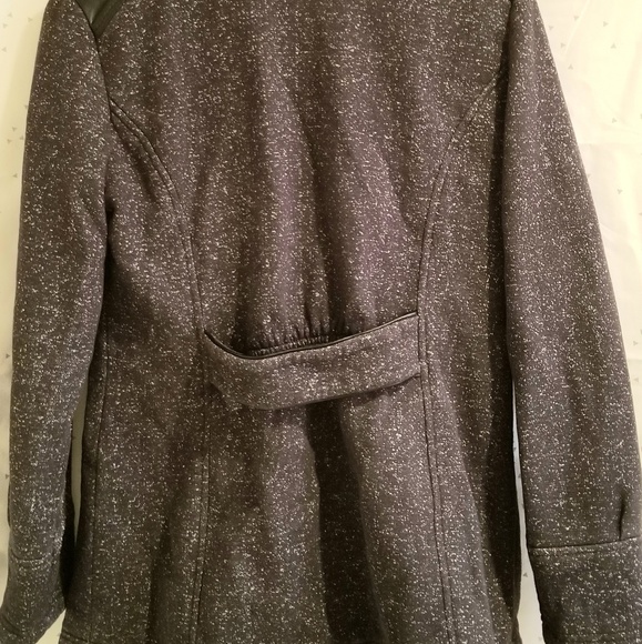 Int. D.e.t.a.i.l.s Black amd Grey Jacket with Hood - Picture 4 of 4